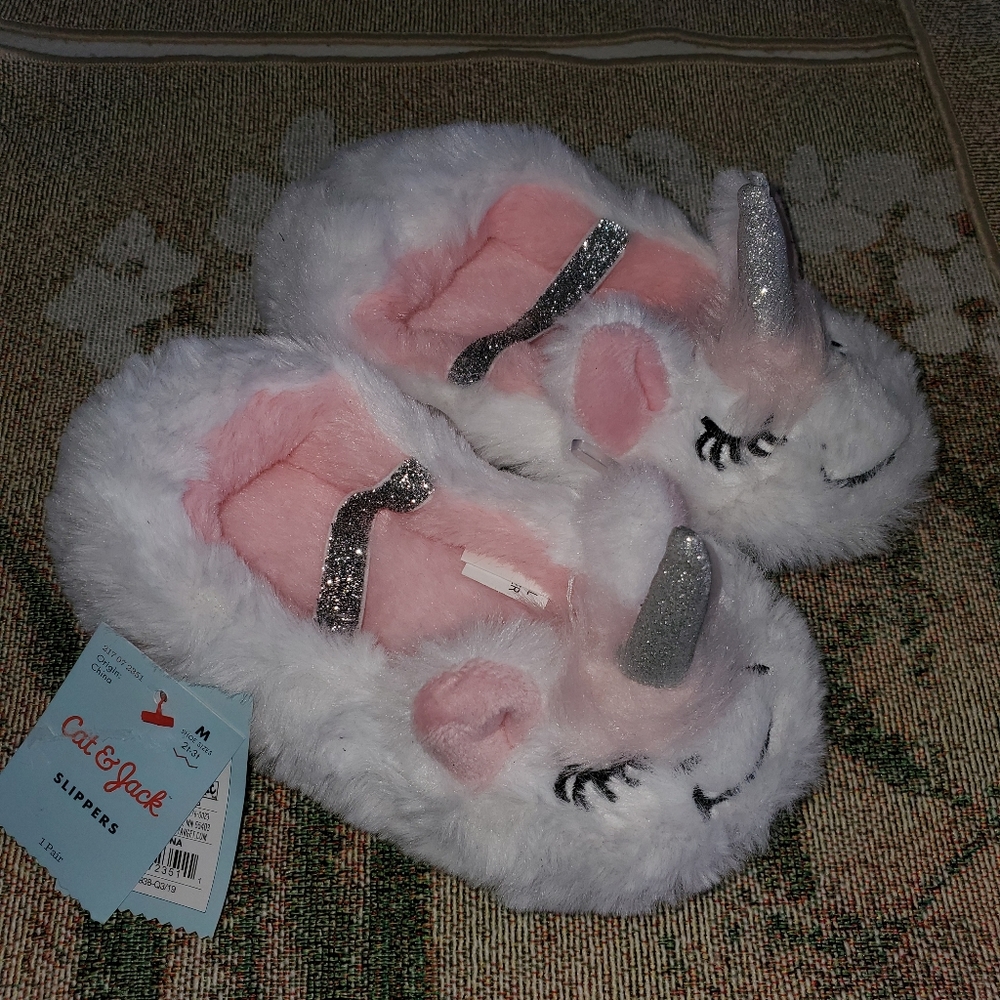 Unicorn slippers 2-3t